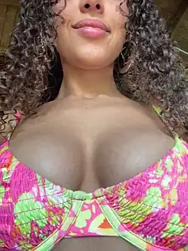 Snapshot of Rati_Curly chatting on 02-22-26, 03:10 Rati Curly online show from 02-22-26, 03:10
