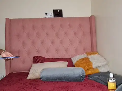 Wendy smal - online show from 12-22-24, 05:23