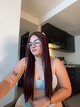 Chloee Evans1 online show from 01-22-25, 10:15