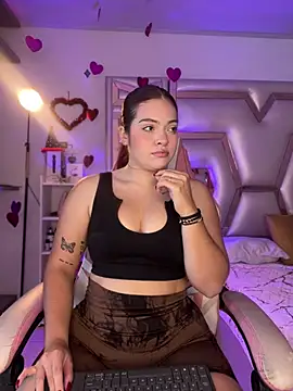 Chloee Evans1 online show from 03-14-25, 07:12
