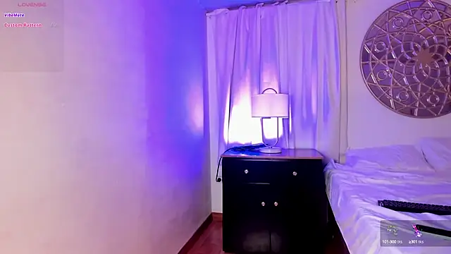 Chloee Evans1 online show from 09-17-25, 06:42