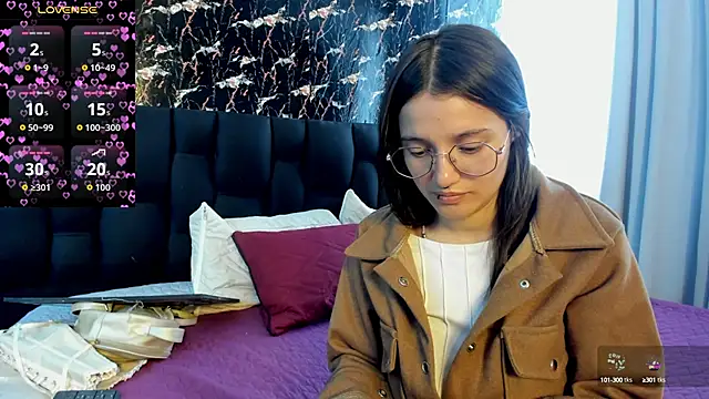 Snapshot of Elecktra_sweet chatting on 10-09-25, 07:34 Elecktra sweet online show from 10-09-25, 07:34