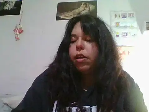 Snapshot of scarletttlove chatting on 07-16-26, 01:22 scarletttlove online show from 07-16-26, 01:22