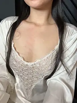 Snapshot of Salibae_Nha chatting on 10-06-25, 02:09 Salibae Nha online show from 10-06-25, 02:09