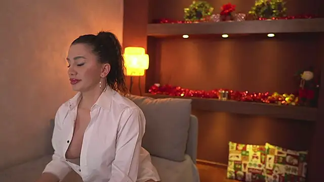 JustinneJade online show from 12-29-24, 01:17