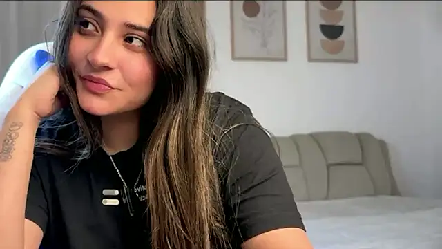 Snapshot of demieliss chatting on 03-14-26, 08:47 demieliss online show from 03-14-26, 08:47