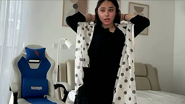 Snapshot of demieliss chatting on 03-16-26, 09:46 demieliss online show from 03-16-26, 09:46