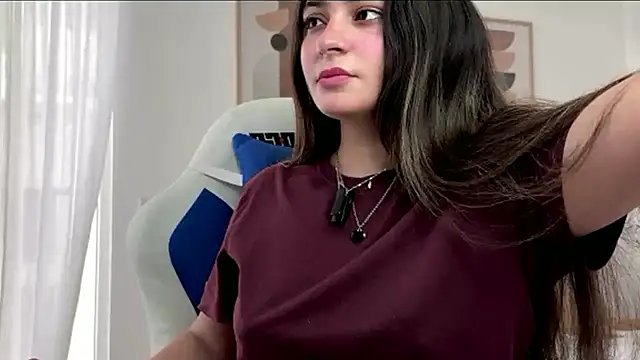 Snapshot of demieliss chatting on 03-18-26, 09:45 demieliss online show from 03-18-26, 09:45