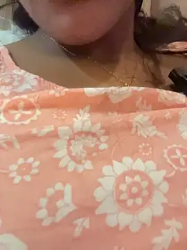 Snapshot of Goddess_sneha chatting on 07-06-26, 06:10 Goddess sneha online show from 07-06-26, 06:10
