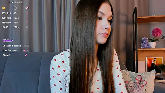  Eva Lee online show from 02-04-25, 07:11