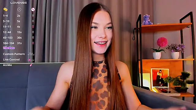  Eva Lee online show from 02-06-25, 05:19