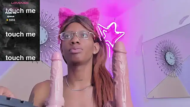 Tiffany Valentine15 online show from 10-08-25, 12:25