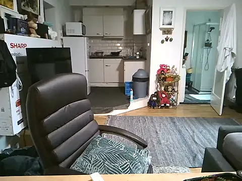 mihaimichael online show from 11-15-25, 02:35