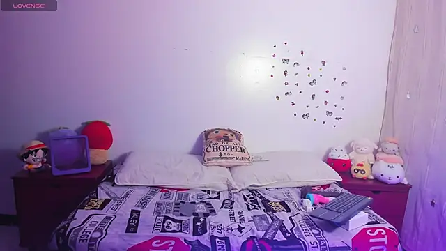 Snapshot of Samuel_Matthew chatting on 01-26-25, 03:27 Samuel Matthew online show from 01-26-25, 03:27