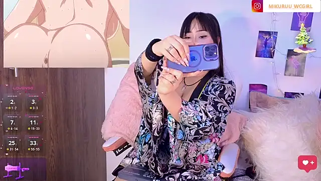 mikuru hara online show from 12-22-24, 02:49