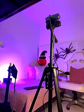 mikuru hara online show from 10-02-25, 10:06