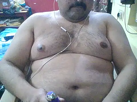 ARYANAVAILABLE online show from 02-03-26, 01:26