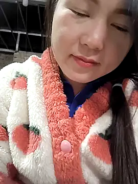 Snapshot of Sweetlove_77 chatting on 01-11-25, 04:38 Sweetlove 77 online show from 01-11-25, 04:38