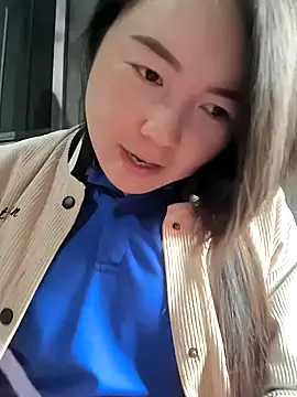 Snapshot of Sweetlove_77 chatting on 02-26-25, 01:53 Sweetlove 77 online show from 02-26-25, 01:53