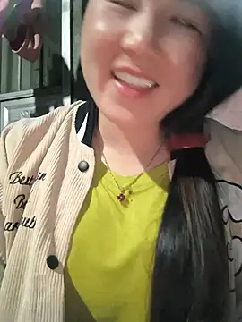 Snapshot of Sweetlove_77 chatting on 02-27-25, 12:45 Sweetlove 77 online show from 02-27-25, 12:45