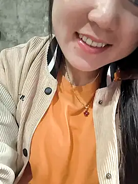 Snapshot of Sweetlove_77 chatting on 03-11-25, 12:44 Sweetlove 77 online show from 03-11-25, 12:44