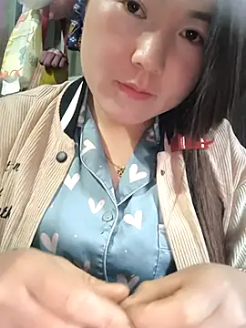 Snapshot of Sweetlove_77 chatting on 03-13-25, 10:15 Sweetlove 77 online show from 03-13-25, 10:15