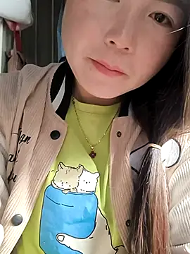 Snapshot of Sweetlove_77 chatting on 03-22-25, 12:39 Sweetlove 77 online show from 03-22-25, 12:39