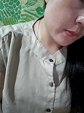 Snapshot of Sweetlove_77 chatting on 09-18-25, 01:24 Sweetlove 77 online show from 09-18-25, 01:24