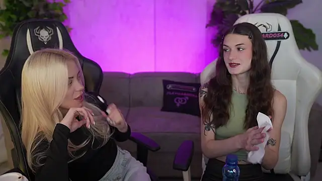 Britney054 online show from 02-03-26, 03:50