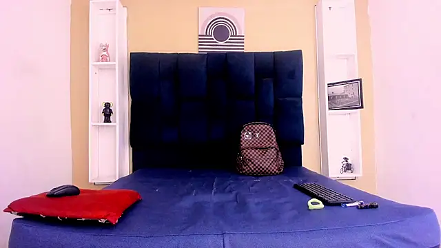 Jose Smoke online show from 02-08-25, 02:58