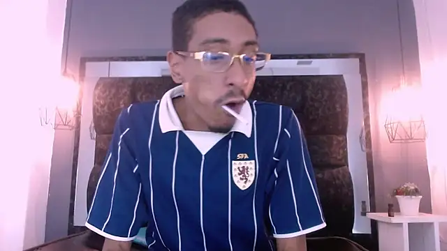 Jose Smoke online show from 02-22-25, 03:34