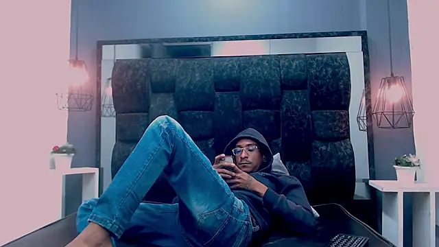 Jose Smoke online show from 03-19-25, 10:00