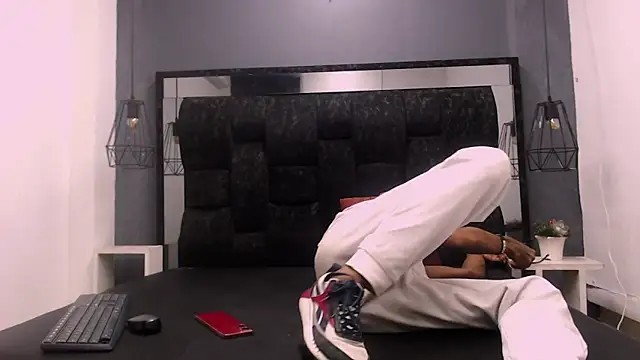 Jose Smoke online show from 09-10-25, 02:11