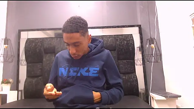 Jose Smoke online show from 09-17-25, 03:08