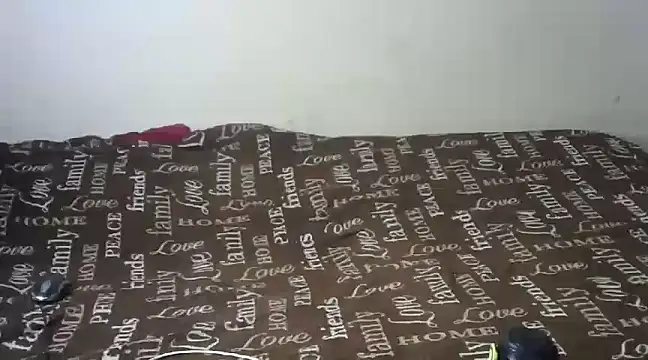 Snapshot of ebonyangie chatting on 12-25-24, 05:58 ebonyangie online show from 12-25-24, 05:58