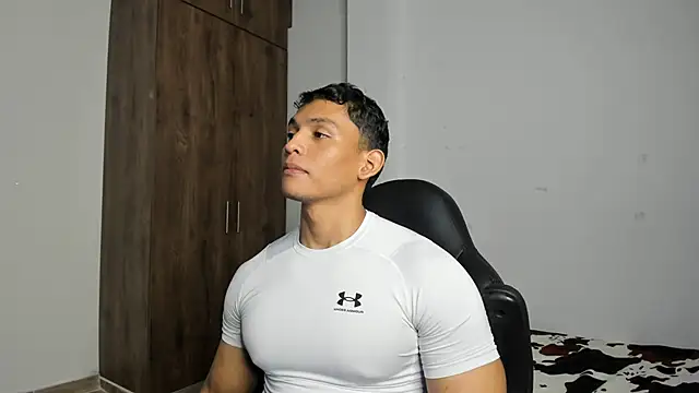 tom beasley online show from 12-31-24, 01:47