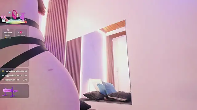 juicy led  online show from 02-22-25, 08:31