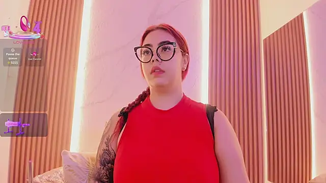 juicy led  online show from 02-25-25, 11:30