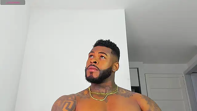 Makonneen online show from 03-08-26, 01:47