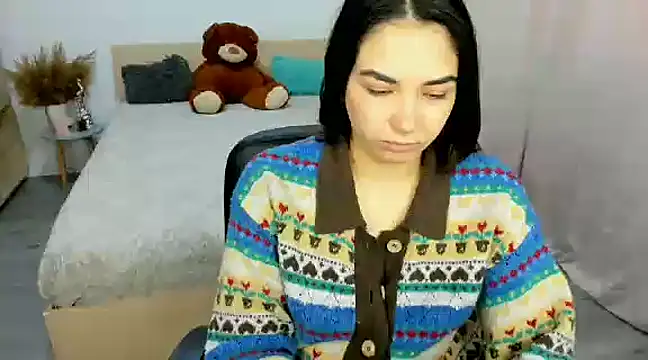 Alexa Dolly12 online show from 01-10-25, 09:44