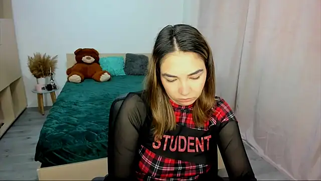 Alexa Dolly12 online show from 09-10-25, 06:13