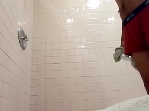 Snapshot of freakzmexx chatting on 11-12-25, 03:56 freakzmexx online show from 11-12-25, 03:56