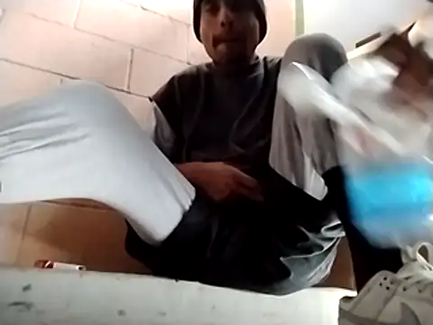 Snapshot of freakzmexx chatting on 01-07-26, 04:31 freakzmexx online show from 01-07-26, 04:31