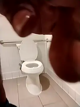 Snapshot of freakzmexx chatting on 02-03-26, 01:48 freakzmexx online show from 02-03-26, 01:48