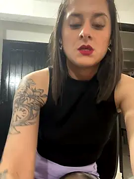 Alice milf  online show from 09-22-25, 11:12