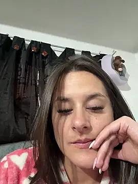 Alice milf  online show from 03-22-26, 11:13