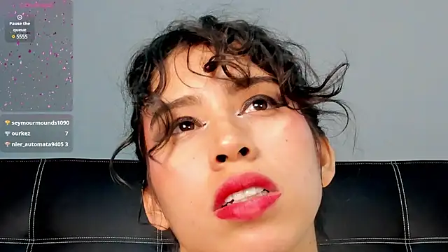 Snapshot of purplay_98 chatting on 01-18-25, 02:03 purplay 98 online show from 01-18-25, 02:03