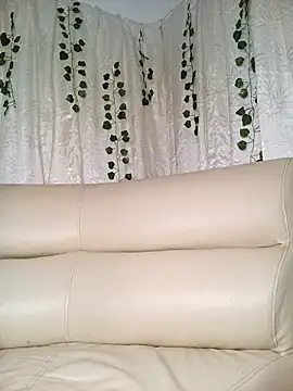 Snapshot of AbbyTomson chatting on 02-19-25, 05:16 AbbyTomson online show from 02-19-25, 05:16