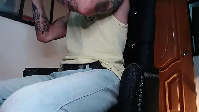 ren stipee online show from 02-19-25, 03:06