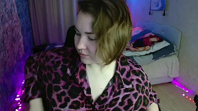 Snapshot of Jenny_Fox chatting on 03-24-26, 01:21 Jenny Fox online show from 03-24-26, 01:21